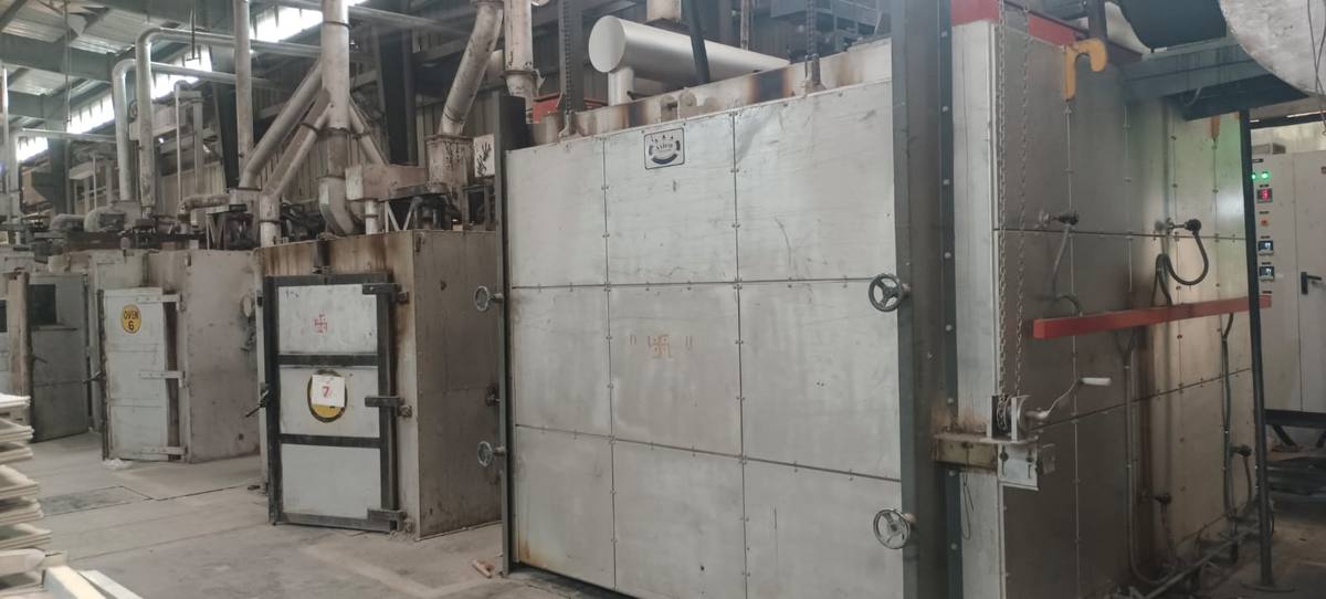 Industrial oven line